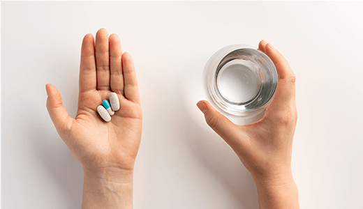 プロペシアを含む内服薬は、できるだけ水で服用しましょう